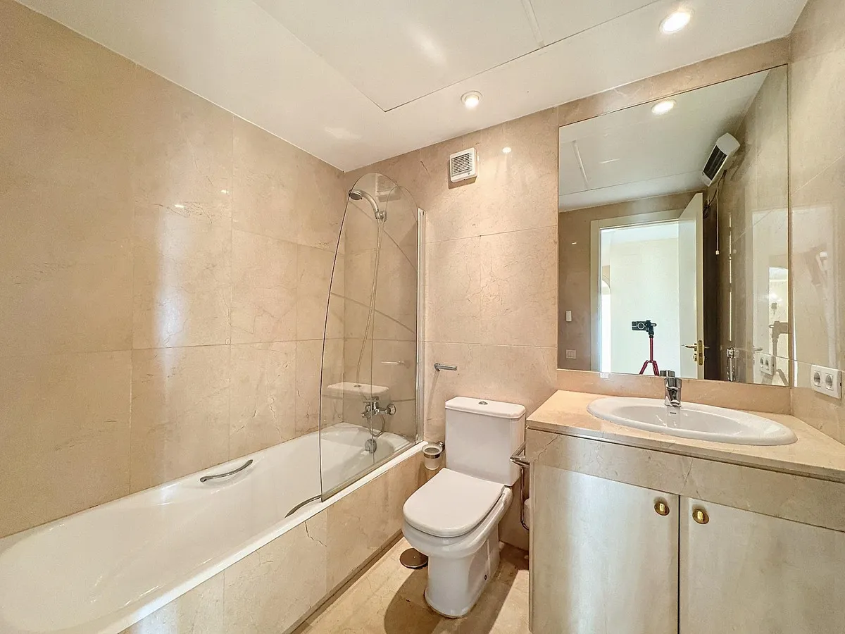 d4d16031-4c0c-4775-beec-5c0018f88fc4