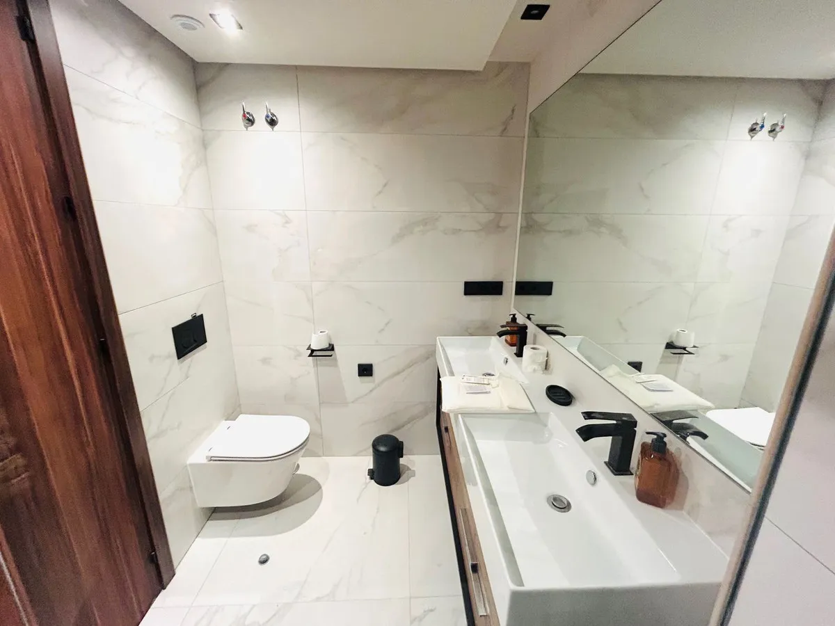 48cfa017-f068-4a5d-a406-de7f4e8f16ed