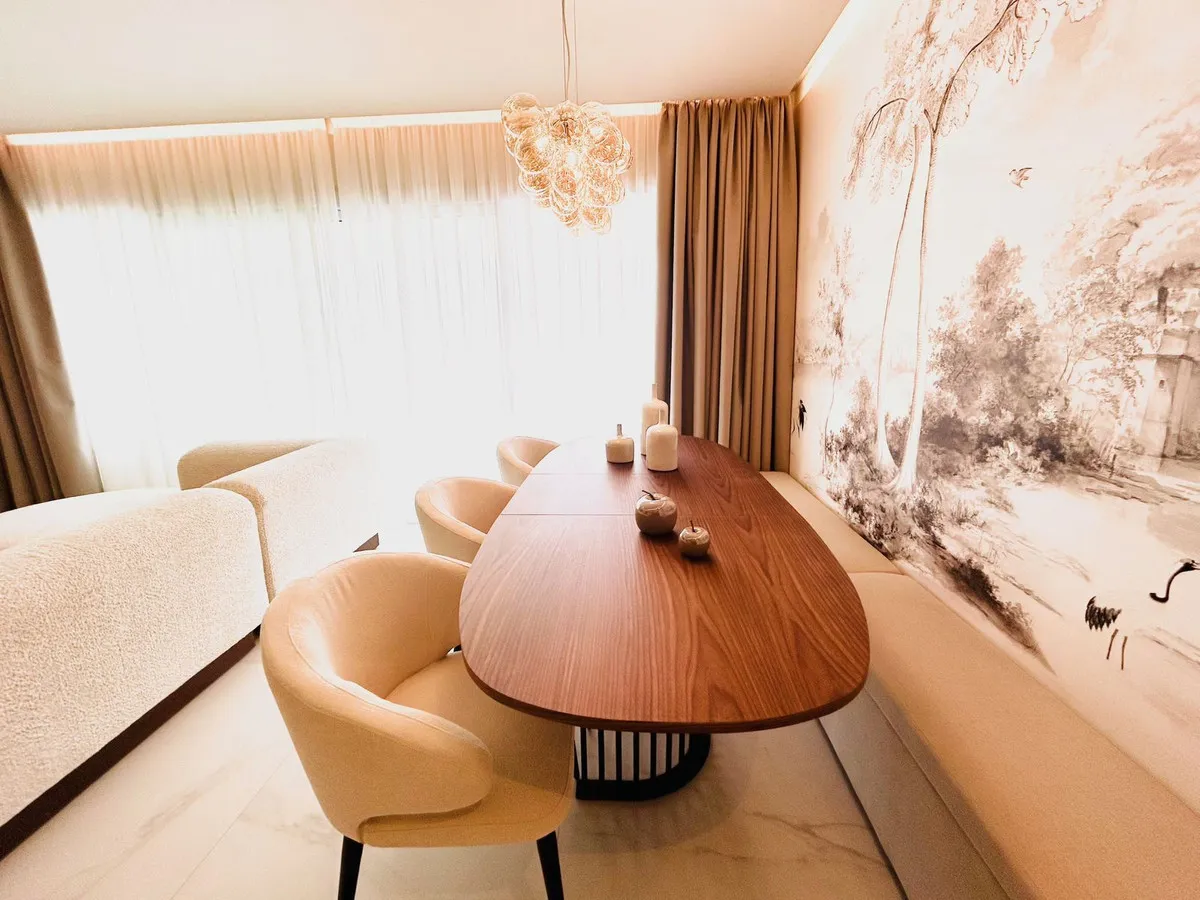 909462b5-9cae-47d4-ba4d-f90a41d8f03f