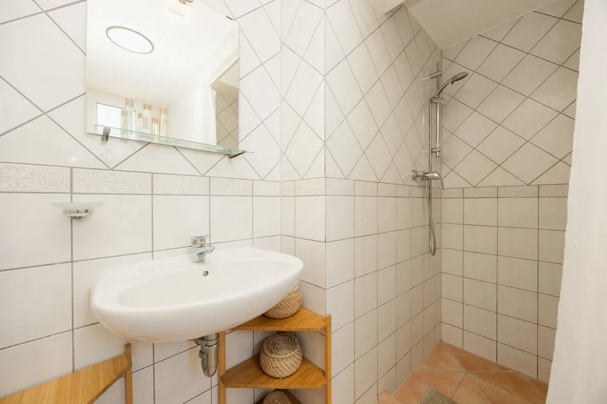 08d73e96-5984-454f-98a6-c146599a54d8