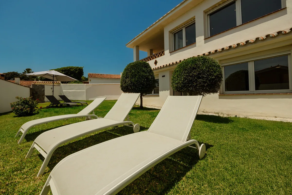 5a05803a-2bf8-48e8-a098-529950147a44