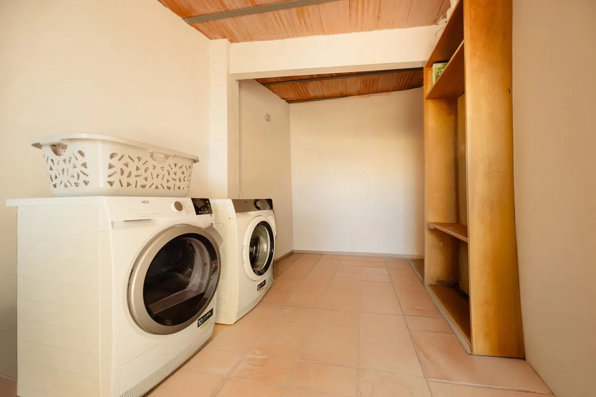 ac0ee7cf-7fcf-49c0-abf1-ffcdc6fe040d