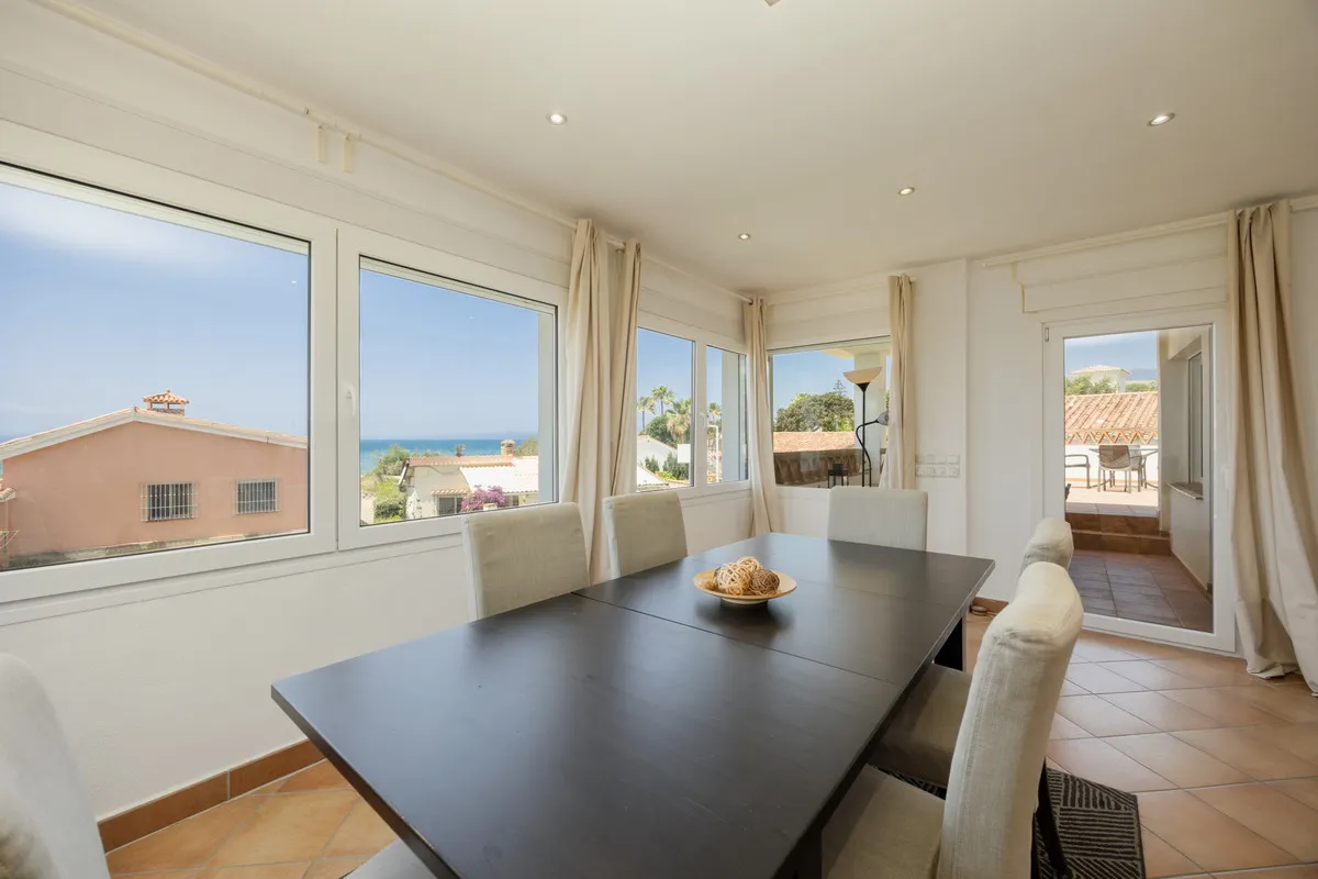 e1dd4725-9dfa-406c-b08f-84ef43e412c2