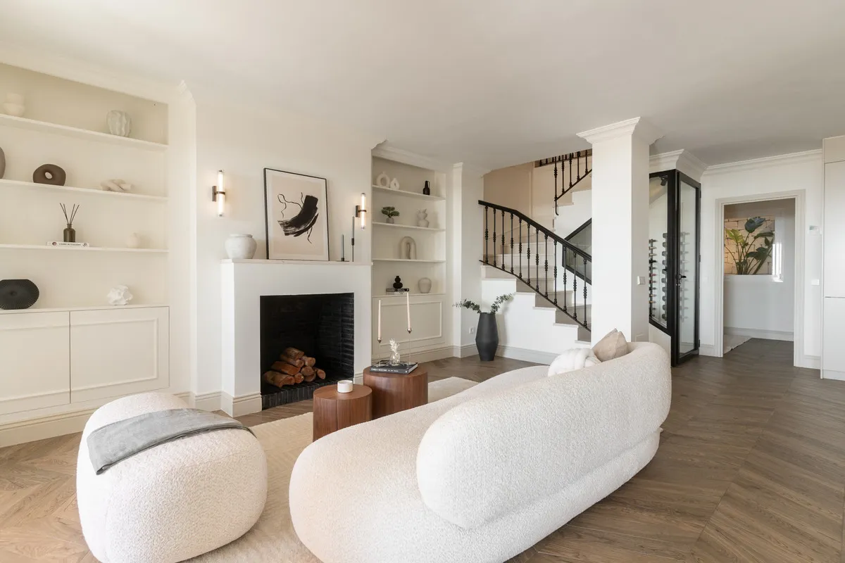 179c8c53-c93e-4cf6-91cd-c73298c354b9