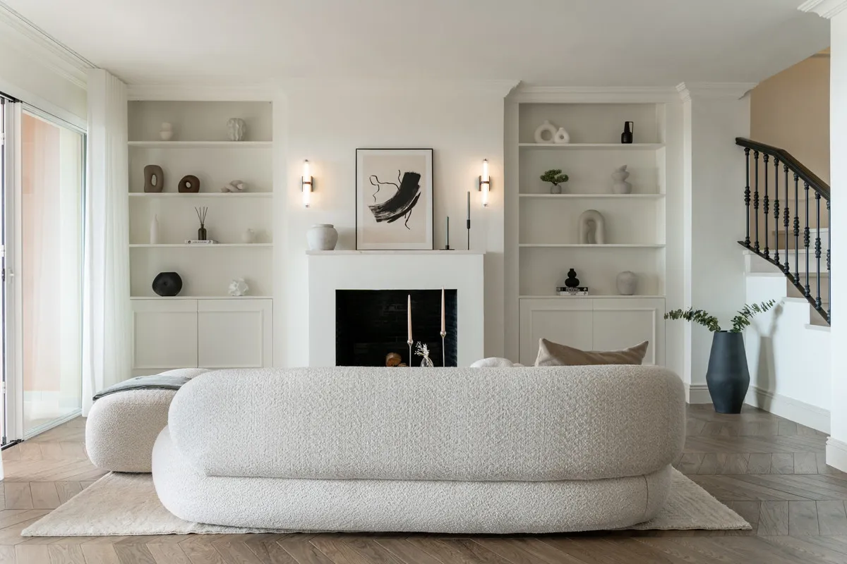 e3c0ae48-1df3-47b2-9804-6215bf7dc67b