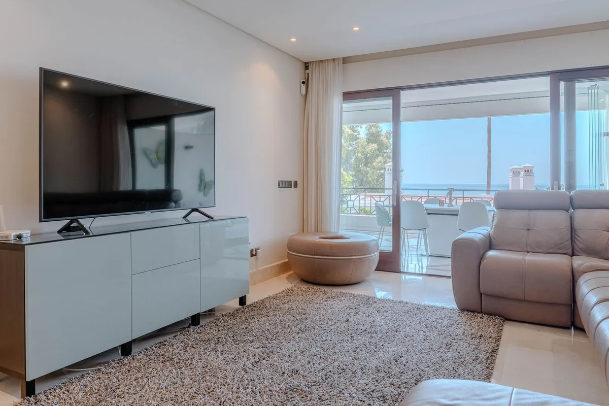 56bc4dd1-a260-445e-8b92-423fb9de7326