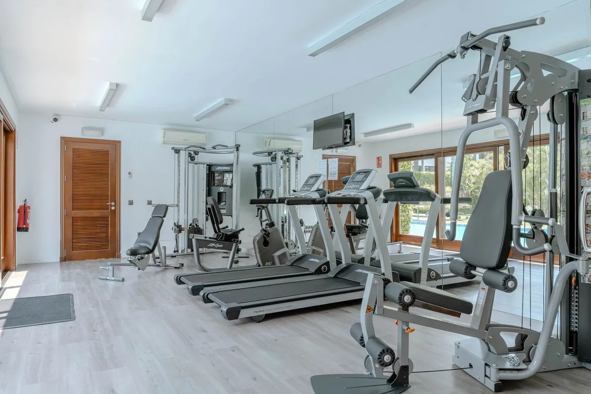 5da16751-8807-4686-9b9e-d0abf0c5c34d