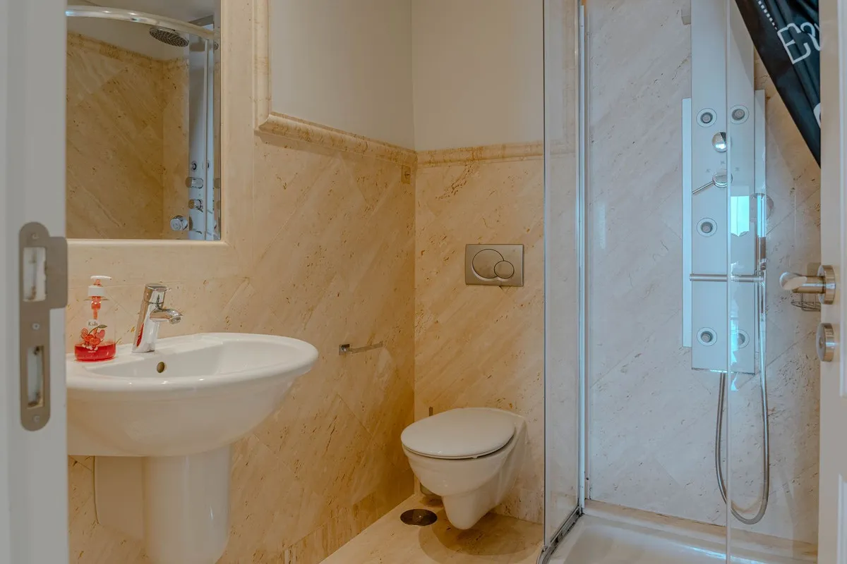 9fc04a65-b9bb-4320-be9a-cd5cccf1eef9