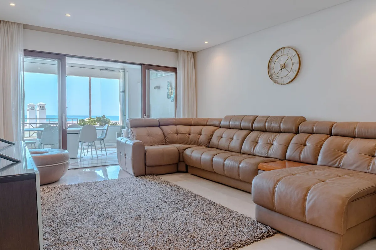 bba7cb5c-3205-4408-bc46-599a3382f3df