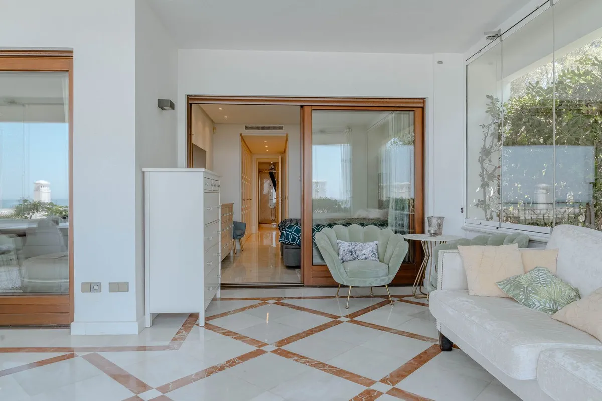 bd73ba64-f9ce-4750-bf3d-4d96e7a714ad