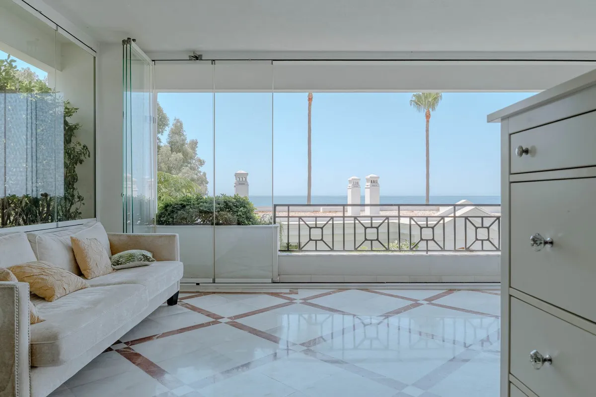 bee136a9-a510-48d8-bba0-5d4812dfc3ab