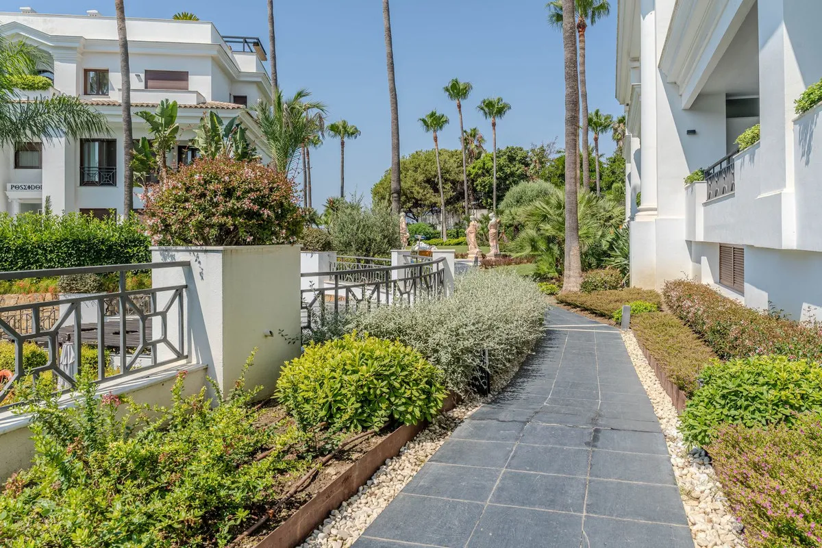 fdc30d43-db3a-41d0-ad92-40bade134500