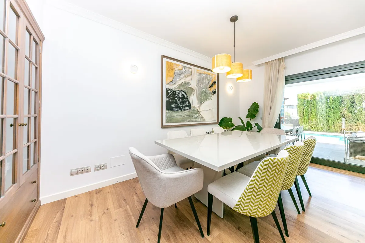 bd435701-a188-482d-93fe-69ae35e39c39