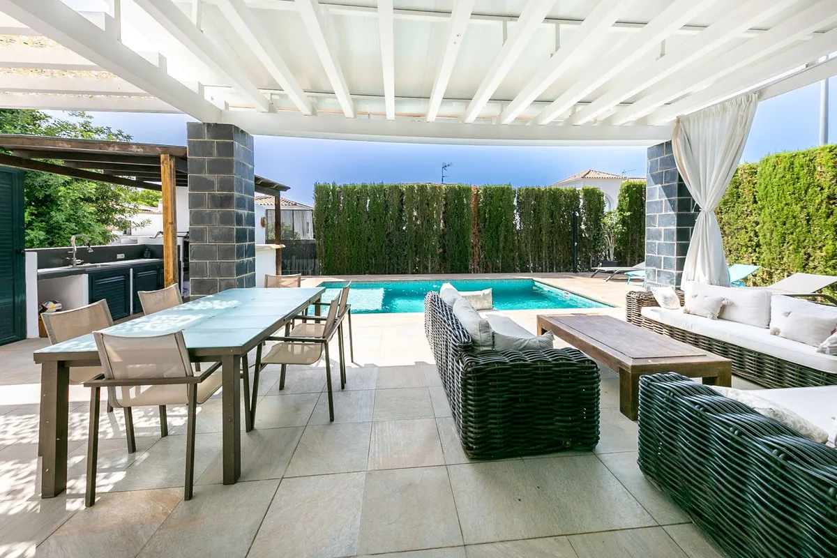 e6619ea7-3024-4a9d-a96e-1a9cc2675a76