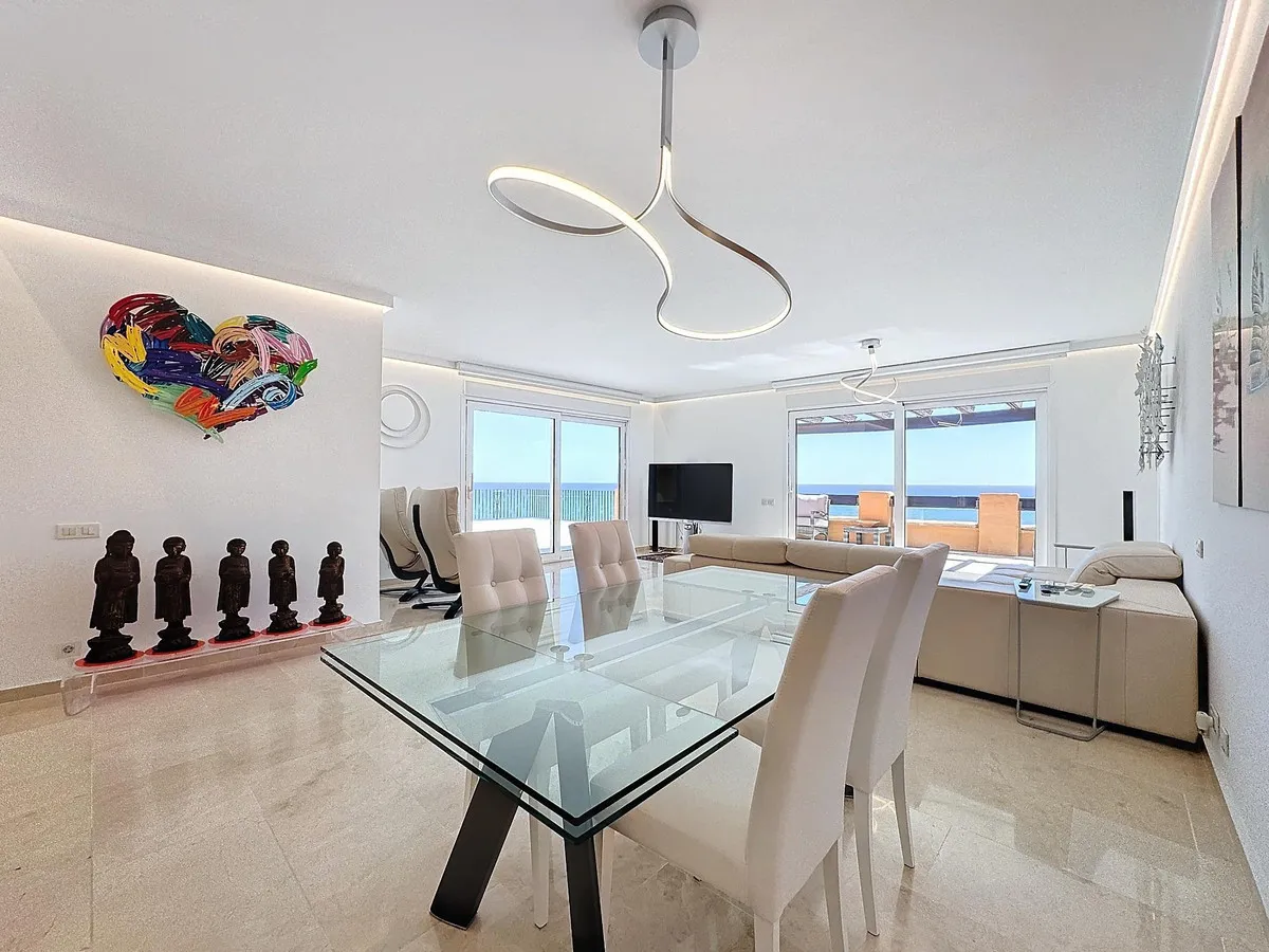 b4f60b07-4ccf-47e8-852f-405c752d3eaa