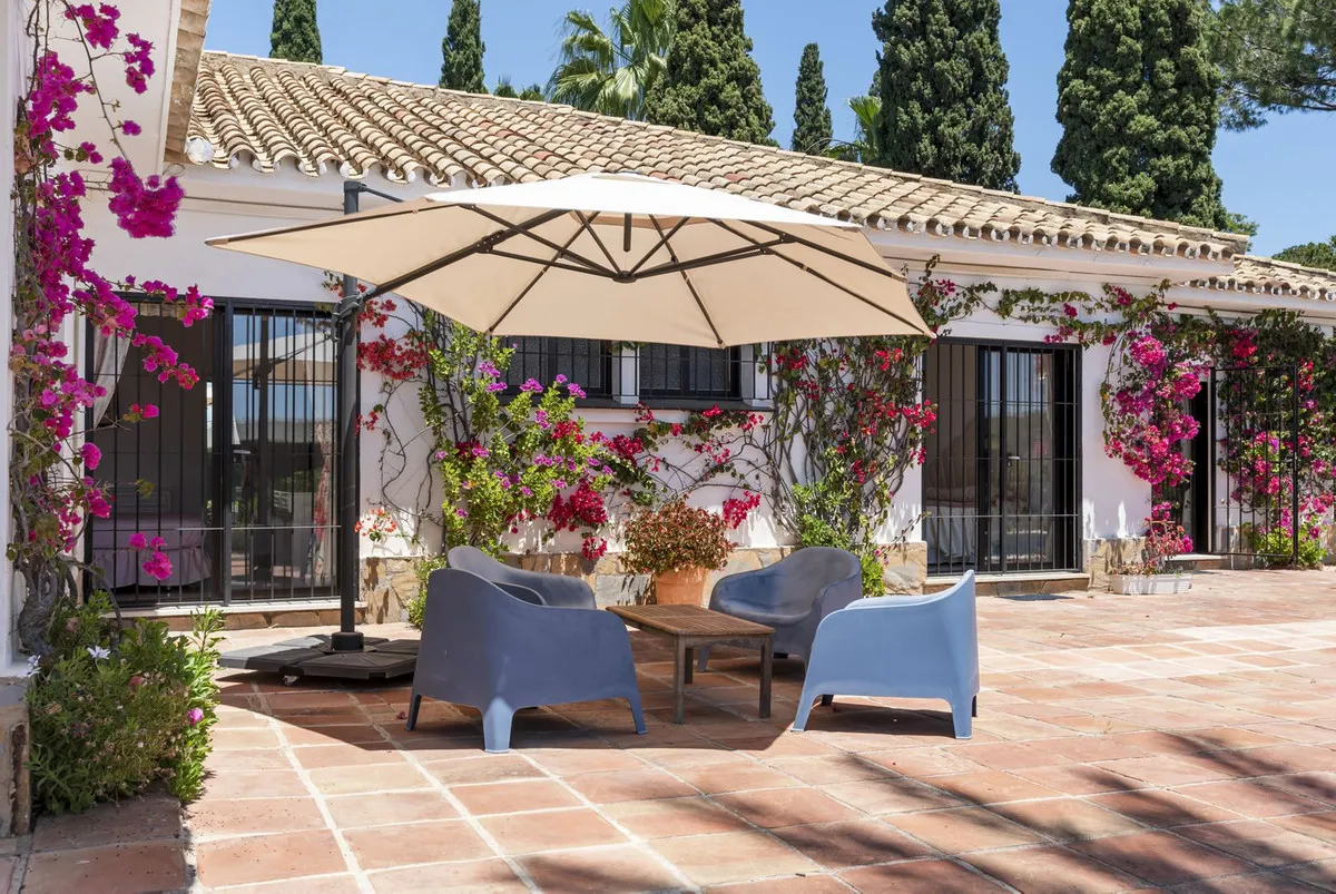 15f270da-fb02-4863-99af-10d5813cb301