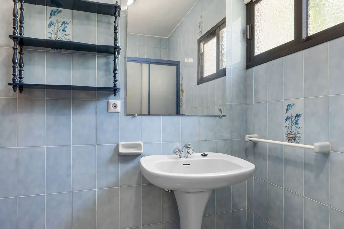 17950c7d-9665-49f5-85c0-0ea89aaee3b5