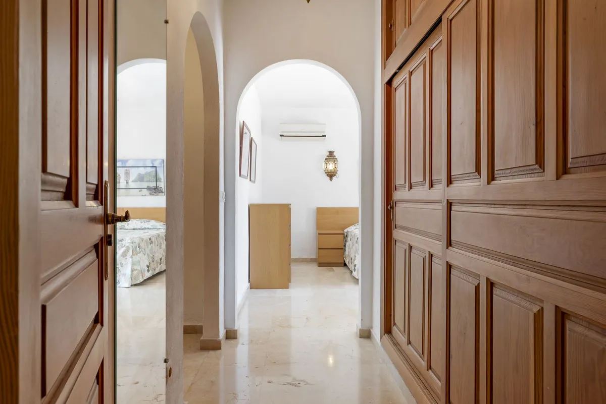 b80a1850-5716-460b-8e0f-d6765fd07c19