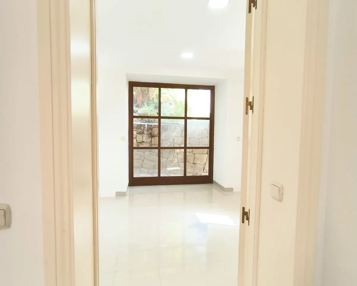 3ef964cc-4e6d-4dcf-9dac-d73f86b1a7a1