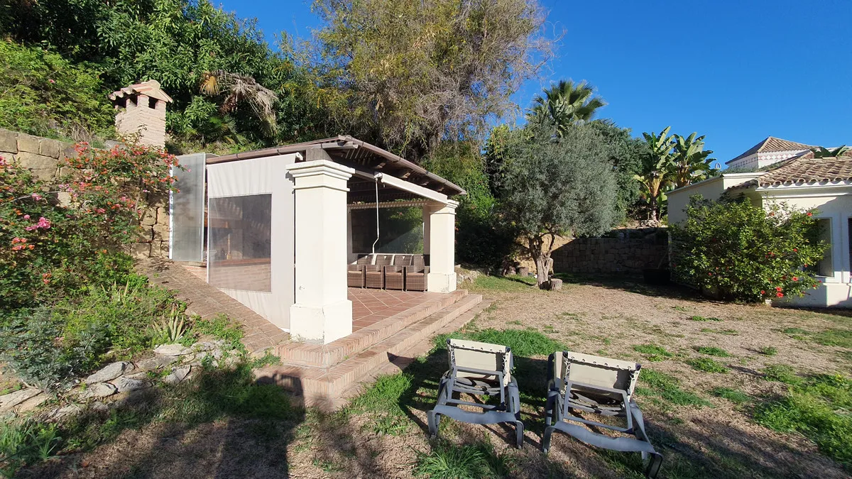 59b01aed-c715-4904-99b9-3fd8d51e0d59