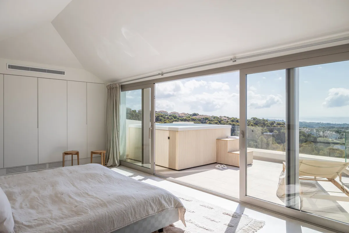 f410e926-4279-4cc0-b186-dea73a96504c