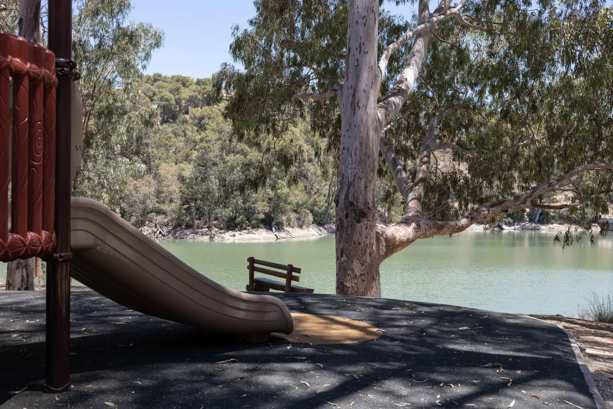 f8dc1254-d3e1-40ad-bb9c-d9bab6553d8f