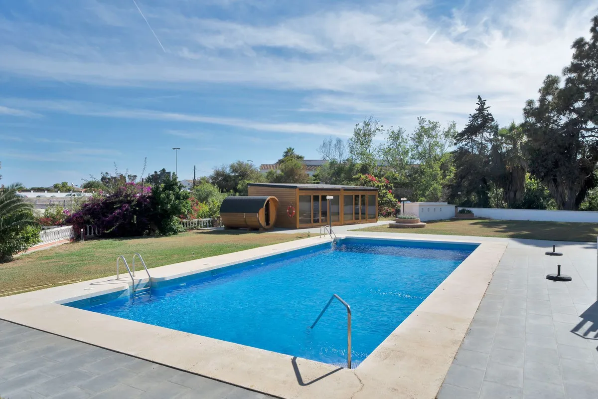 25d18ca8-493b-45e8-a1ac-bd123c0636f4