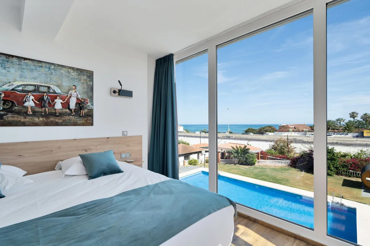 5a3026d7-b33f-4a32-a414-b5d365f3118e