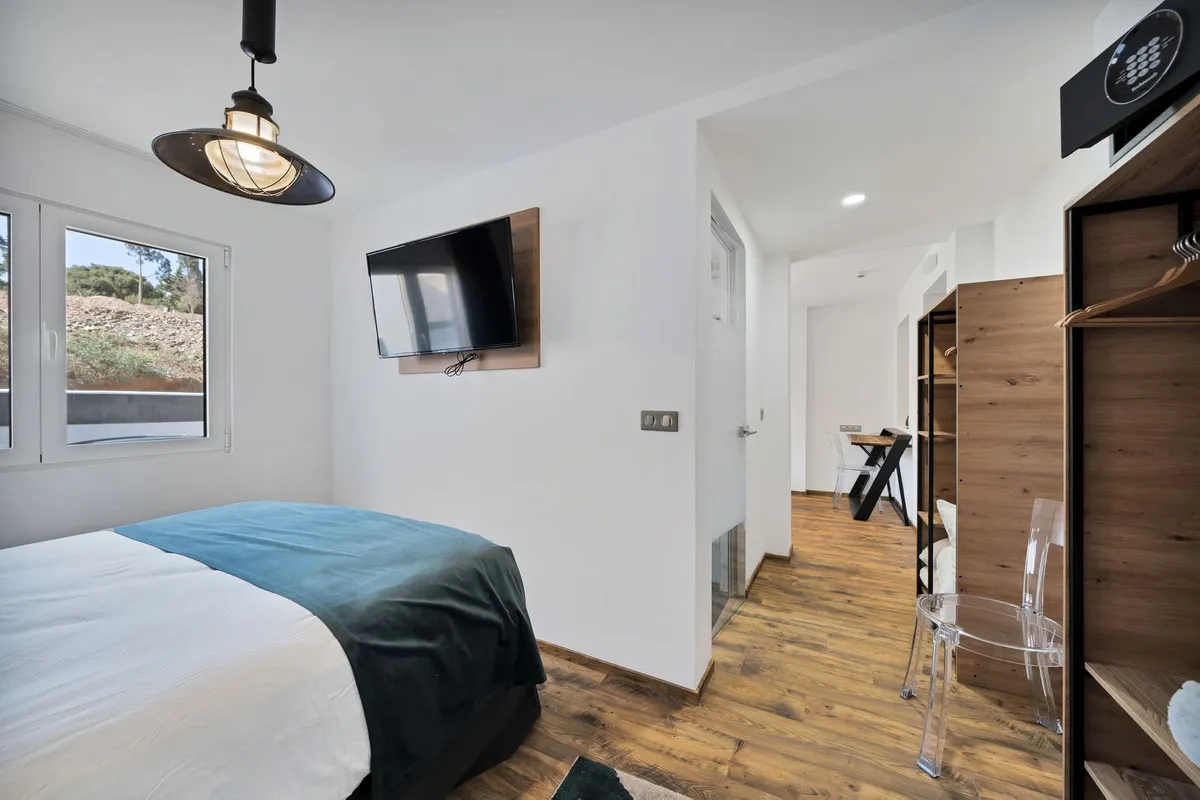 a82addaa-105d-4868-86aa-c656bd7f7512