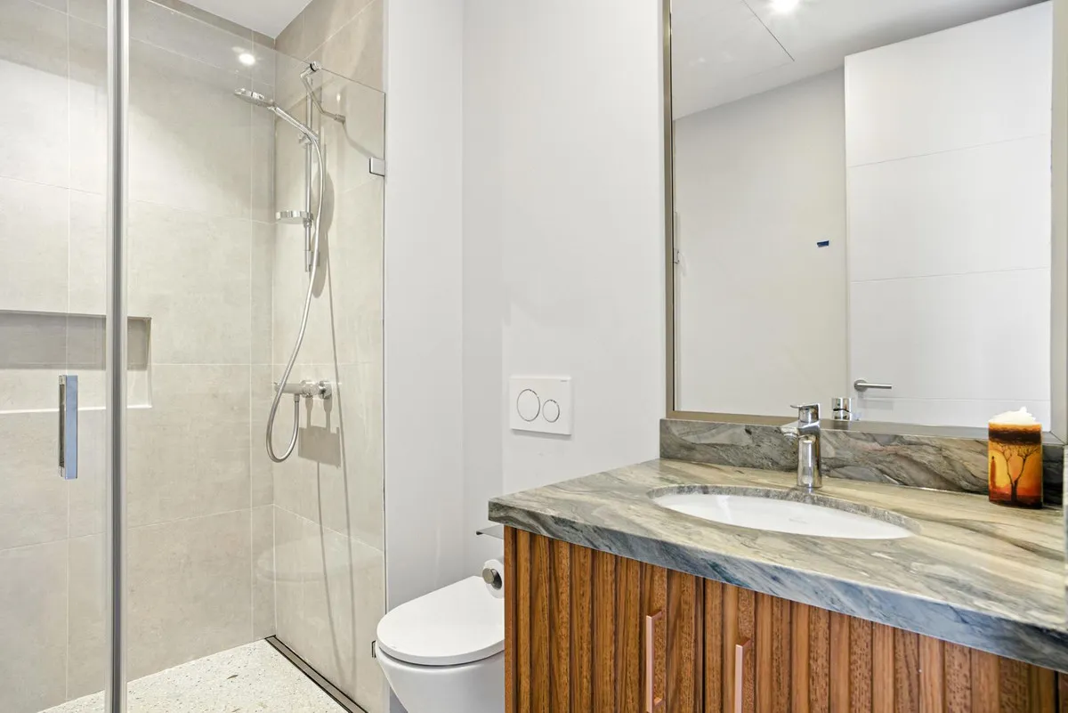 682a8751-1081-42a0-8a4a-dd9f174aef7f