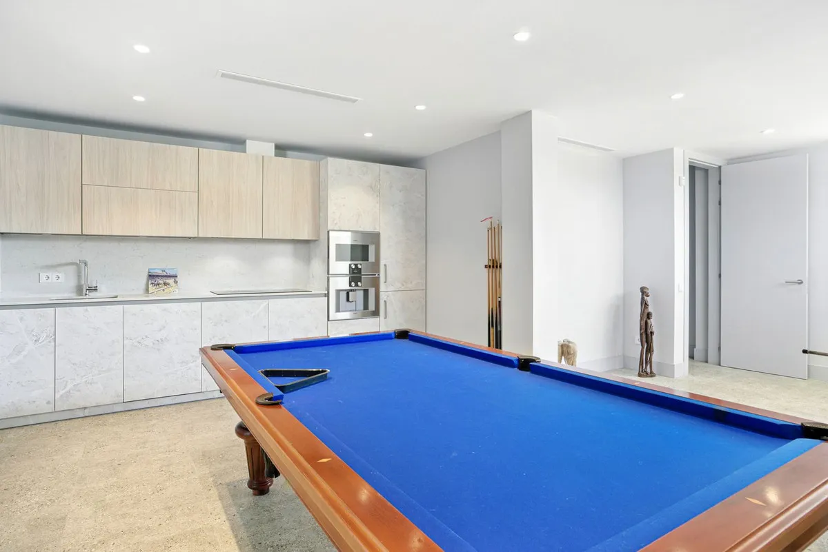 86ec8d5c-c387-4d9e-8e32-b6a8b4035f44