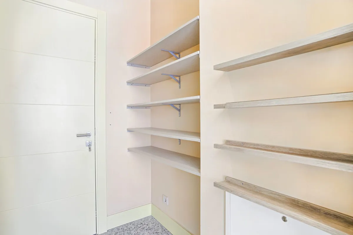 a40712b5-f0ef-44ab-9303-28e1855910a1