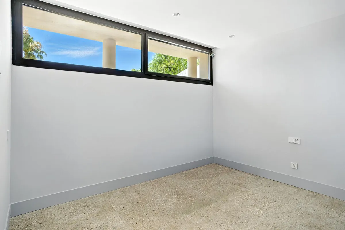 e1346317-f1c3-4442-bf85-482ce9d73a44