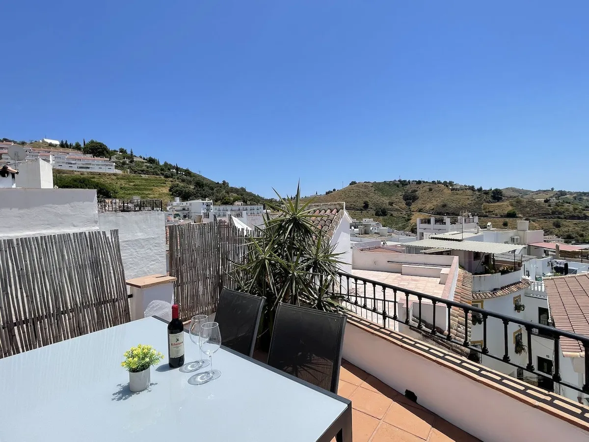 1a12795b-832d-4363-9796-def96ba99476