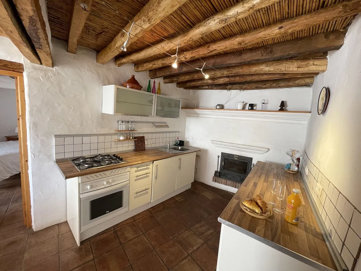 a2b2b66a-a343-4ae2-9f20-b713e8fd18a6