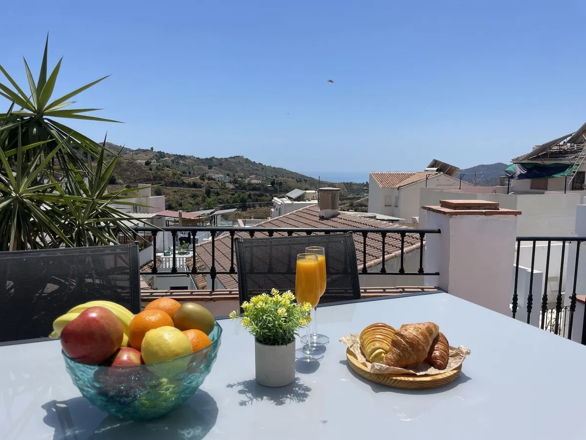 ab43232c-d0e9-455e-a0d3-994a05f5a410