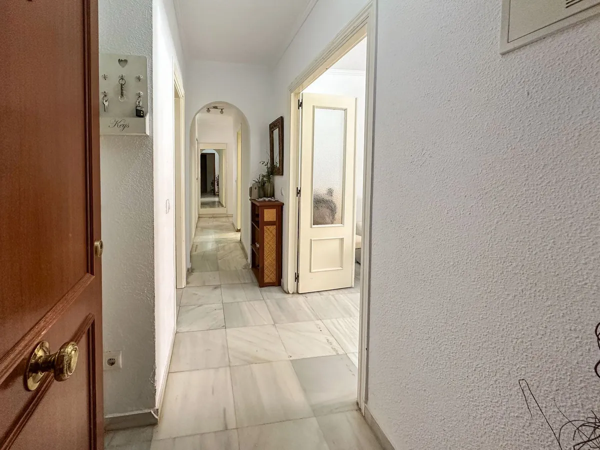 38ab9769-24a5-47aa-a98f-446997216a3a