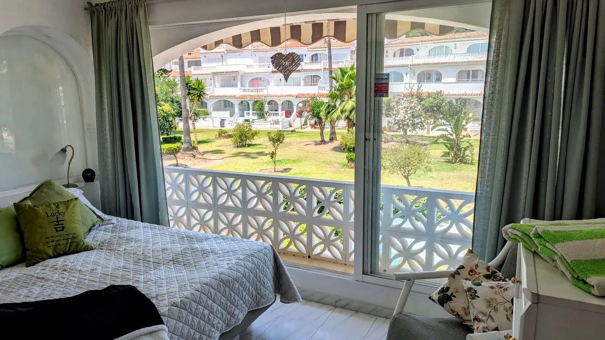 4b0f2c29-e058-4692-87ce-8976737e0efa