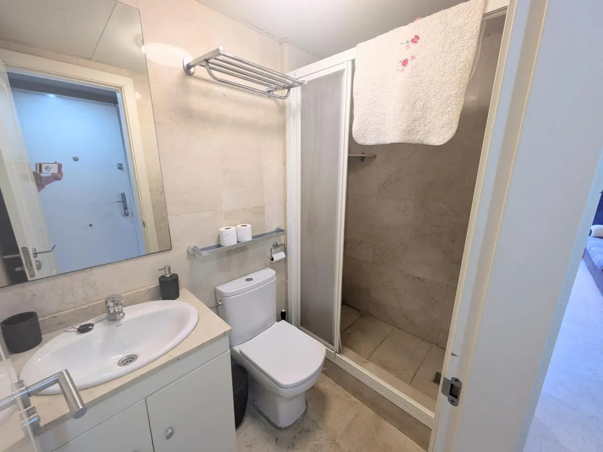 ff2f298a-7e33-44f5-bbda-e051446b94db