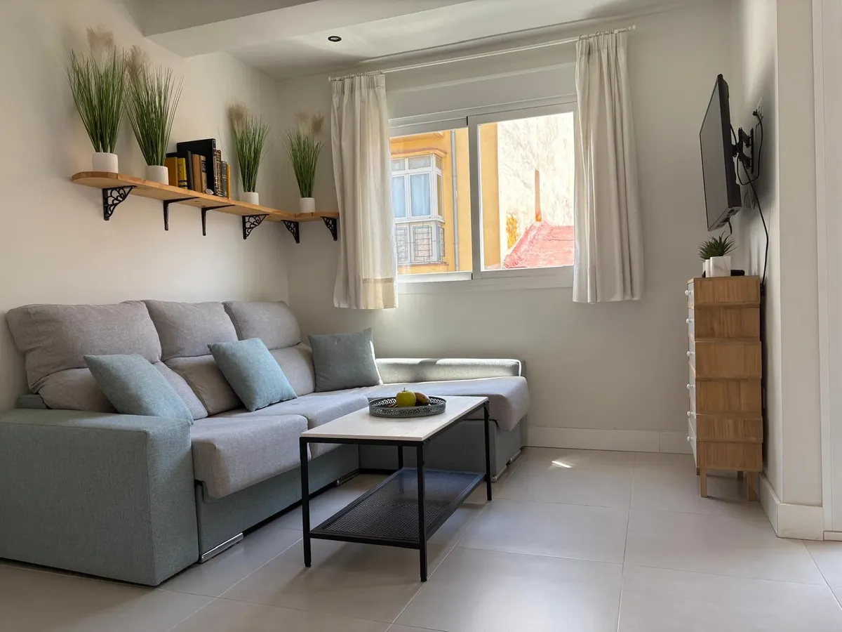 8a22c79c-ad1c-4480-98e8-6eab166a4bd7