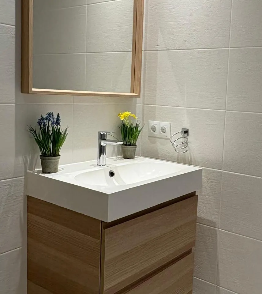 a40afa9a-8a1e-4e68-a4b3-754b82cb271a