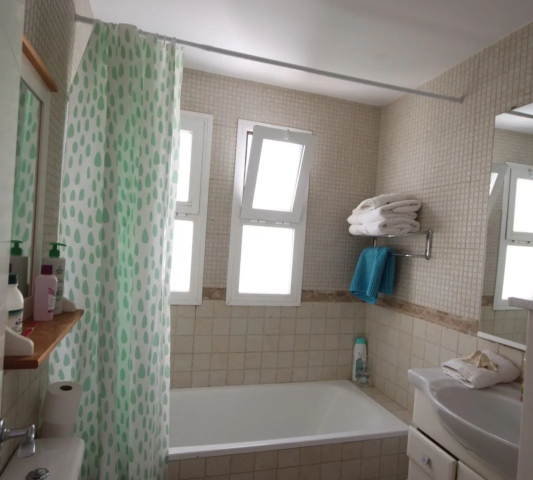 92ccb5a4-fd8a-472c-a755-d6575cd580ef