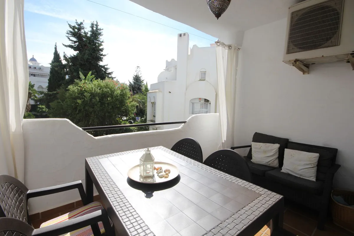 b37b5f9f-f61c-4c63-9c1c-ecb0fcd5f18c