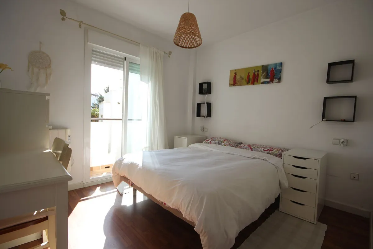 bb0ffc95-772e-437b-843f-853896cd1550