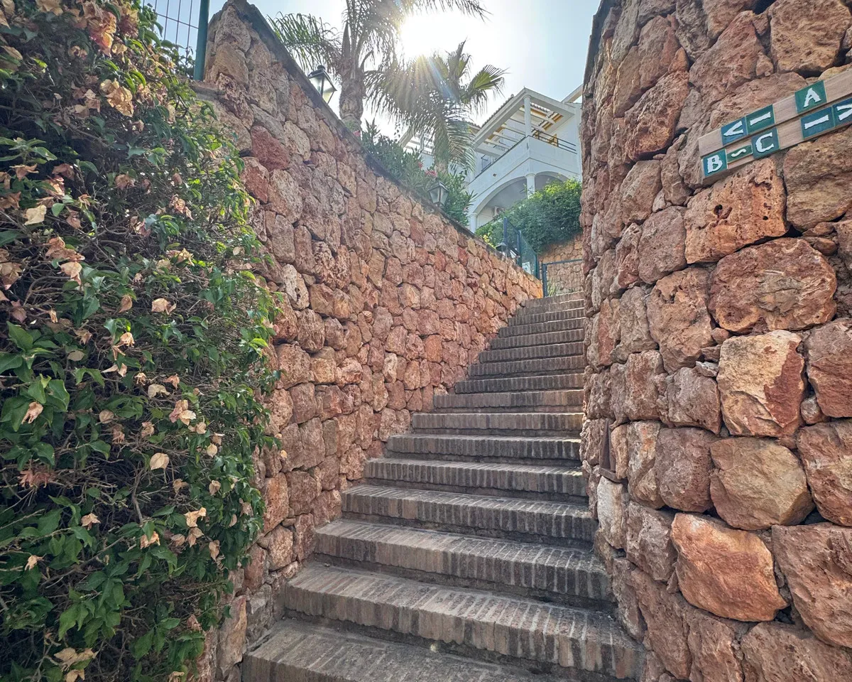 474e0801-0559-43f2-a344-628e22670cc7