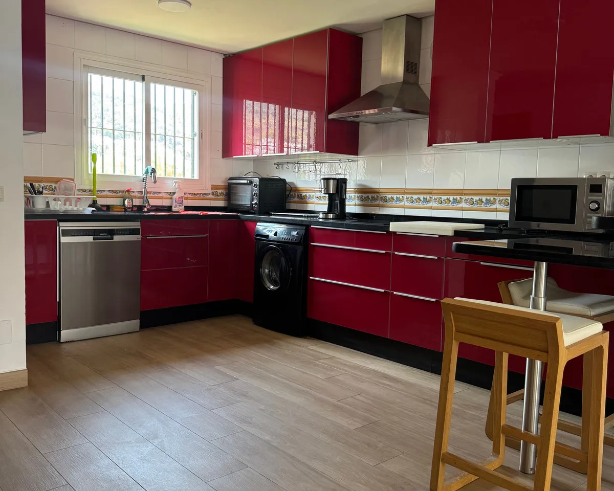 7df7a18c-cd30-4d7e-9741-9dff79374b23