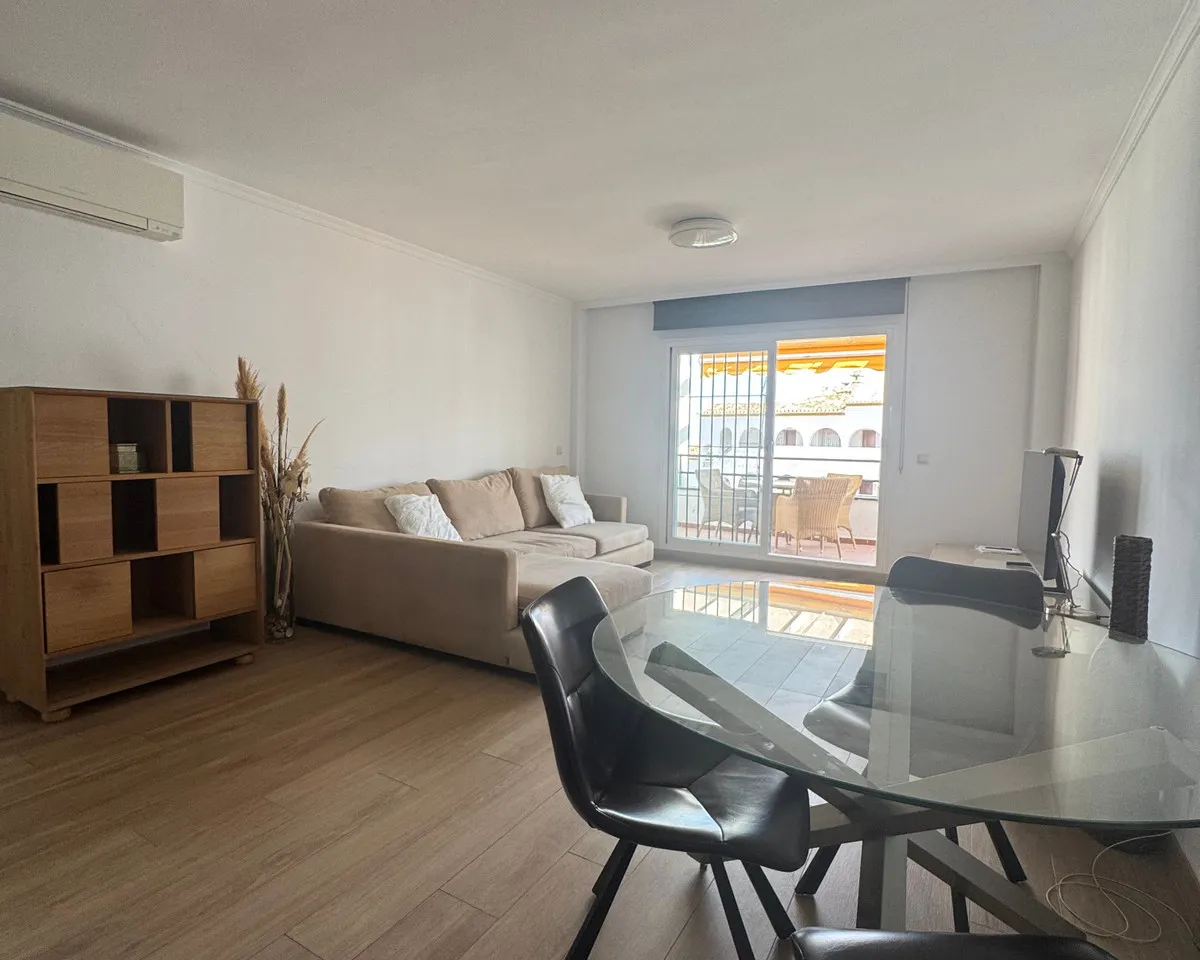 db24d48e-8324-4cb6-bb63-971266306e6d