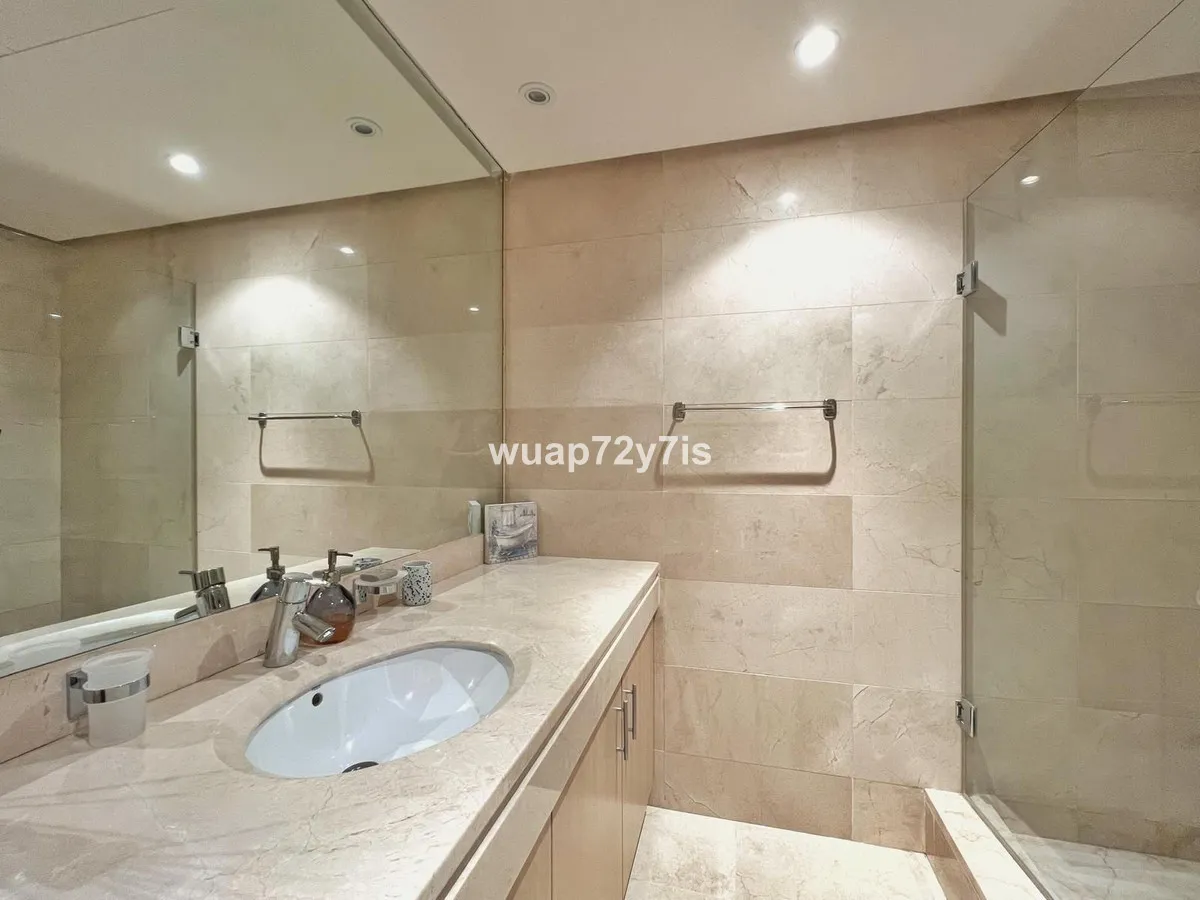 e4951bdb-32e7-4b4a-bdae-4cb916f31cd2