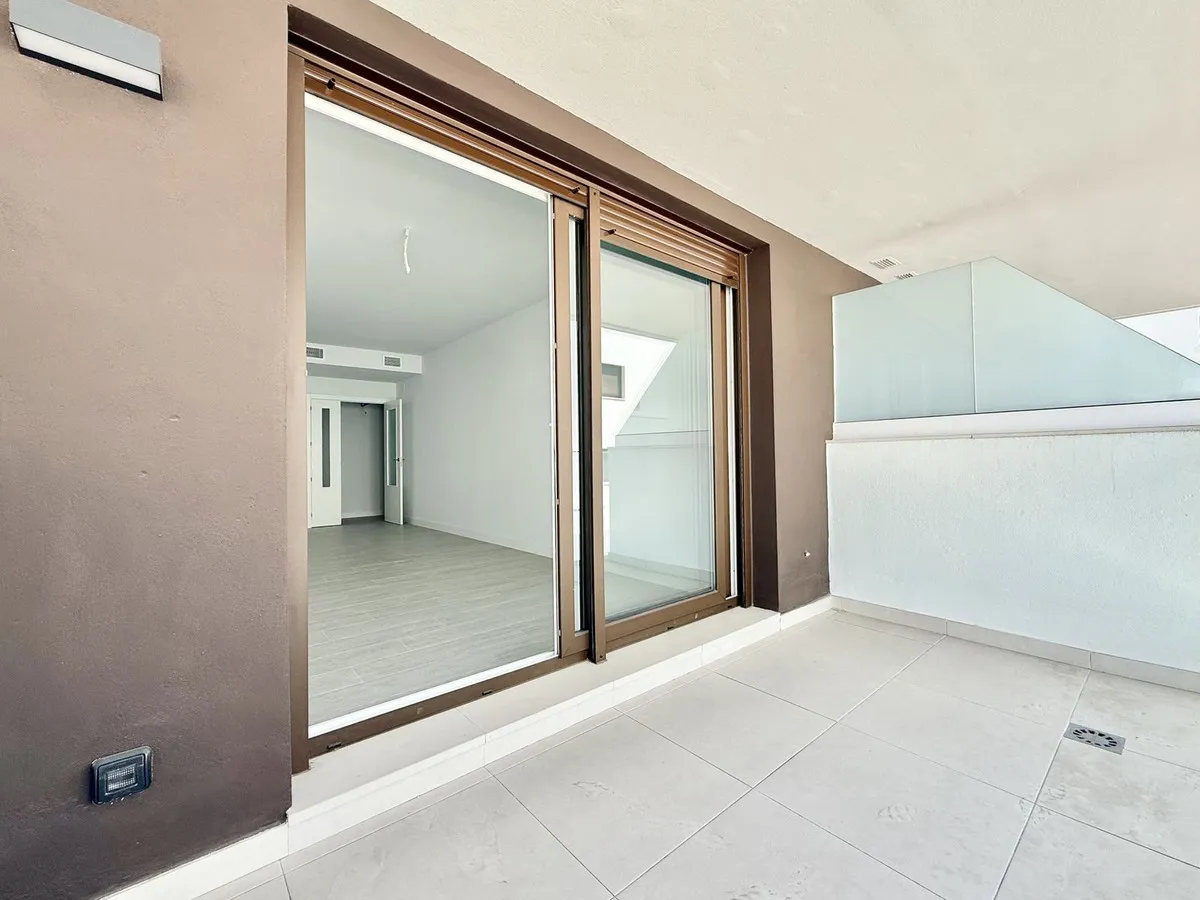 87058165-5bcb-42f2-91a6-545b9bfc332f