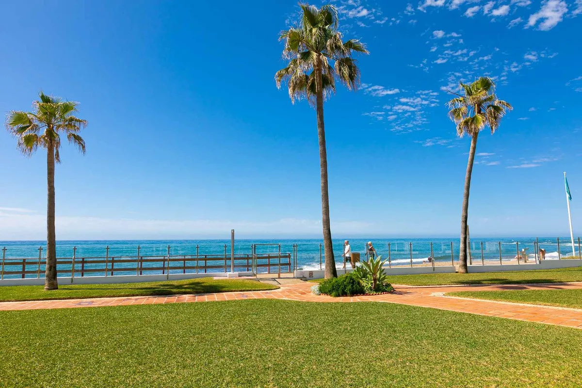 0a81ce61-ad4f-48c4-aa5e-83f3ddc0f34b